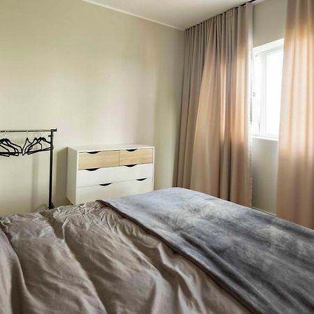 Beautiful Apartment Next To The Kalev Stadium Tallinn Exterior photo